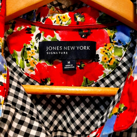 Jones New York Shirt - Picture 1 of 3